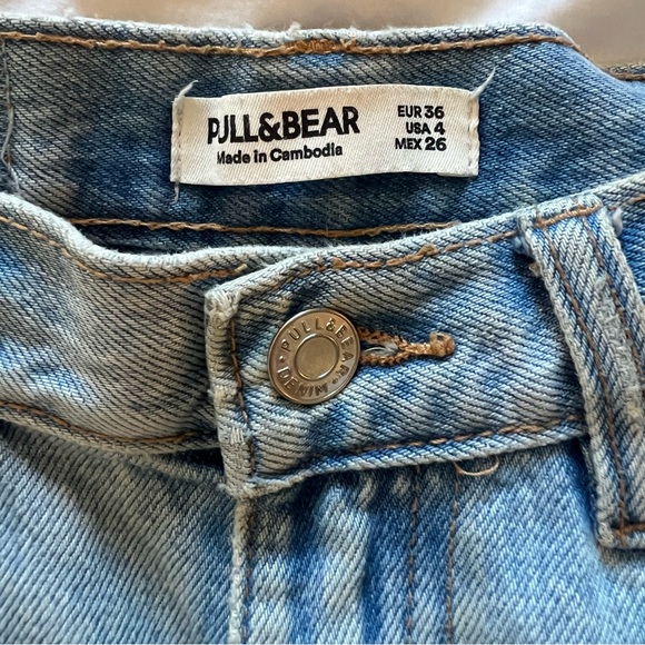 PULL&BEAR Jean Shorts - Picture 3 of 3